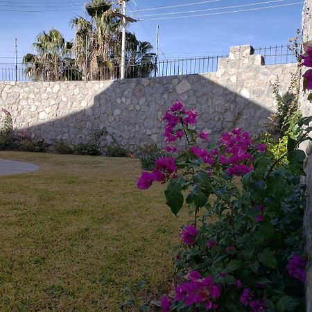 Residencia A 100 Mts Del Consulado Villa Ciudad Juárez Eksteriør bilde